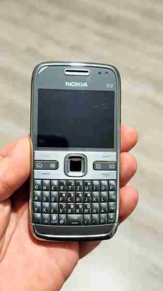 诺基亚E72商务机皇续航王（诺基亚e72 4g）