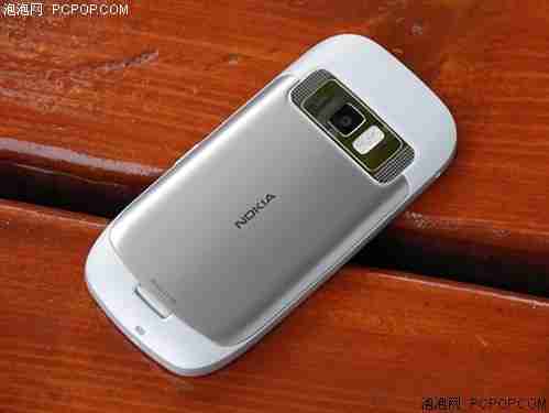 诺基亚C7-00触控商务旗舰（诺基亚c700多少钱）